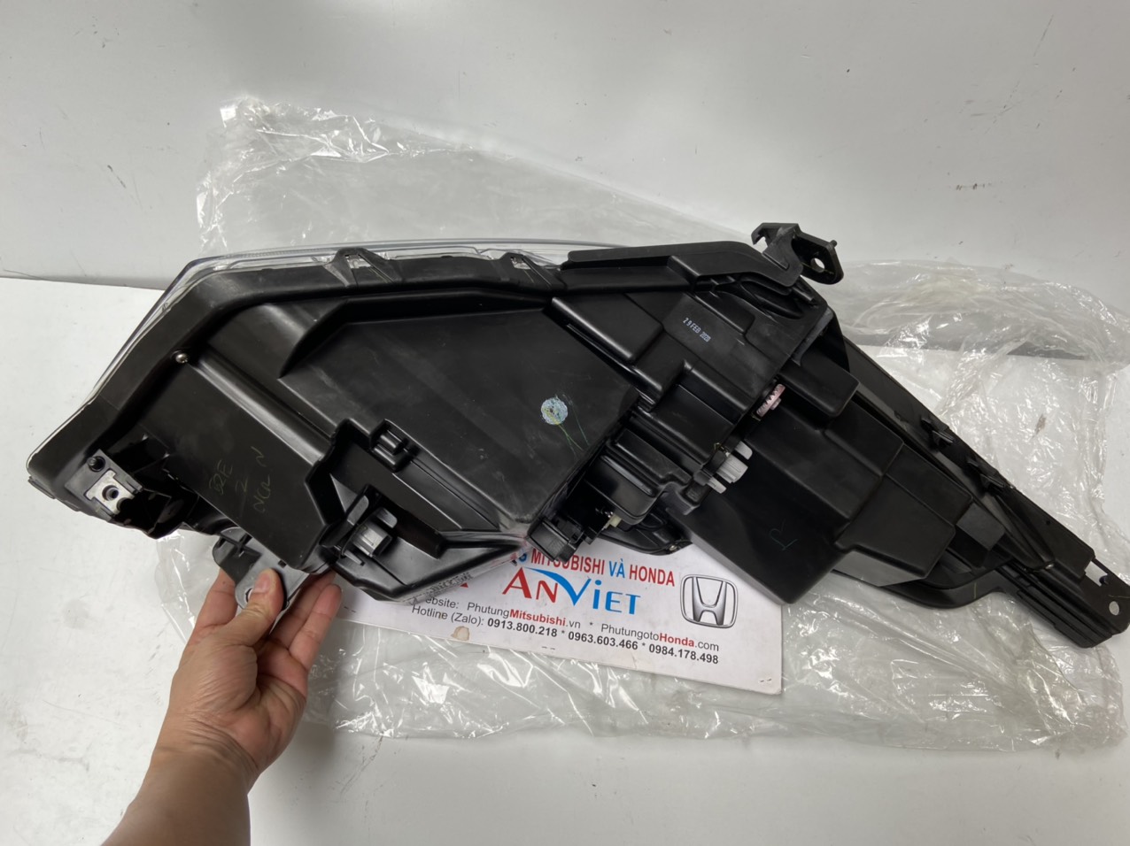 Đèn pha bên phụ xe Honda HRV